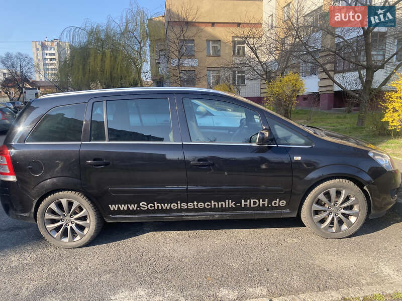 Минивэн Opel Zafira 2011 в Львове