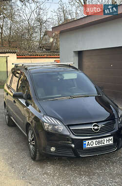 Минивэн Opel Zafira 2007 в 