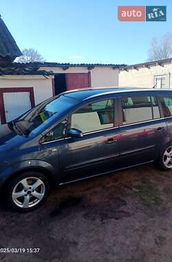 Минивэн Opel Zafira 2008 в 