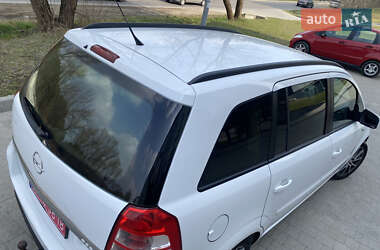 Мінівен Opel Zafira 2012 в 