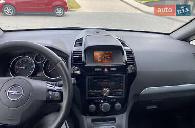 Мінівен Opel Zafira 2012 в 