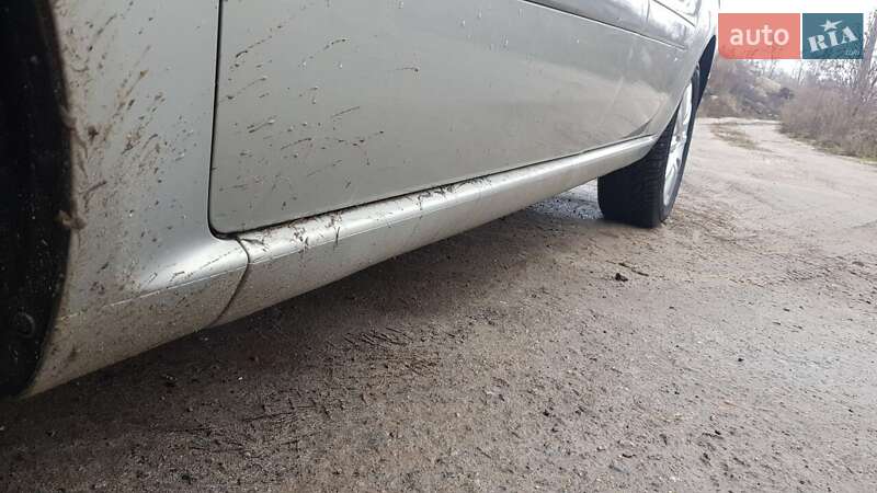 Минивэн Opel Zafira 2005 в Киеве