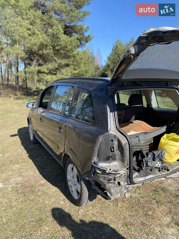 Мінівен Opel Zafira 2009 в Острозі