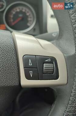 Минивэн Opel Zafira 2008 в 