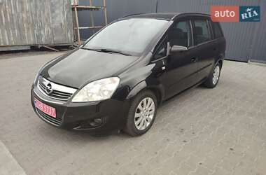 Минивэн Opel Zafira 2008 в 