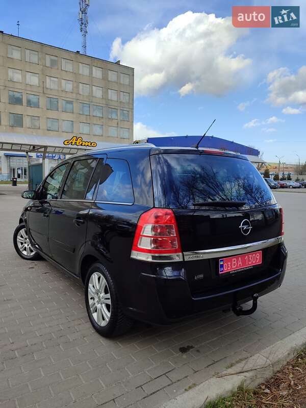Минивэн Opel Zafira 2009 в Белой Церкви