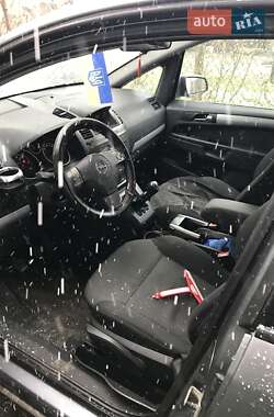 Минивэн Opel Zafira 2007 в 
