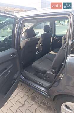 Минивэн Opel Zafira 2007 в 