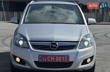 Мінівен Opel Zafira 2011 в 