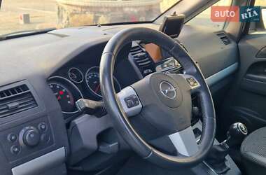 Минивэн Opel Zafira 2009 в 