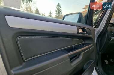 Минивэн Opel Zafira 2009 в 