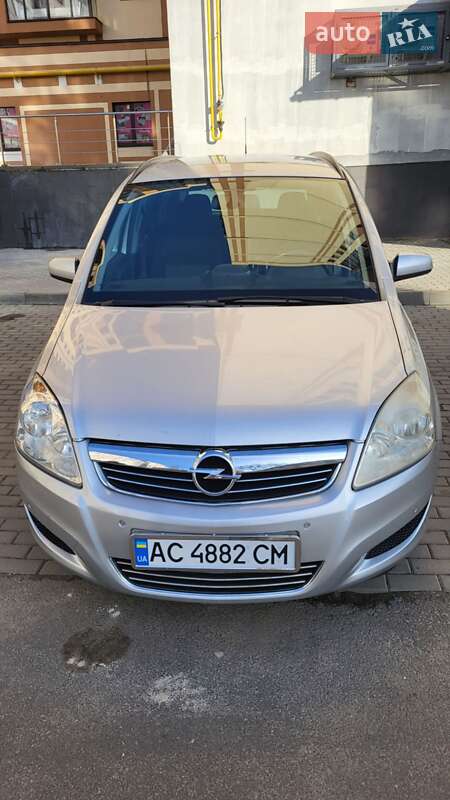 Opel Zafira 2009