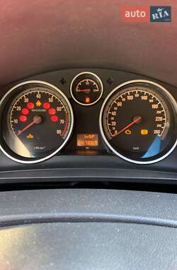 Минивэн Opel Zafira 2008 в 