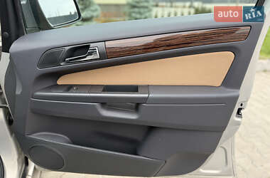 Минивэн Opel Zafira 2010 в 