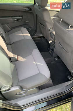 Минивэн Opel Zafira 2008 в 