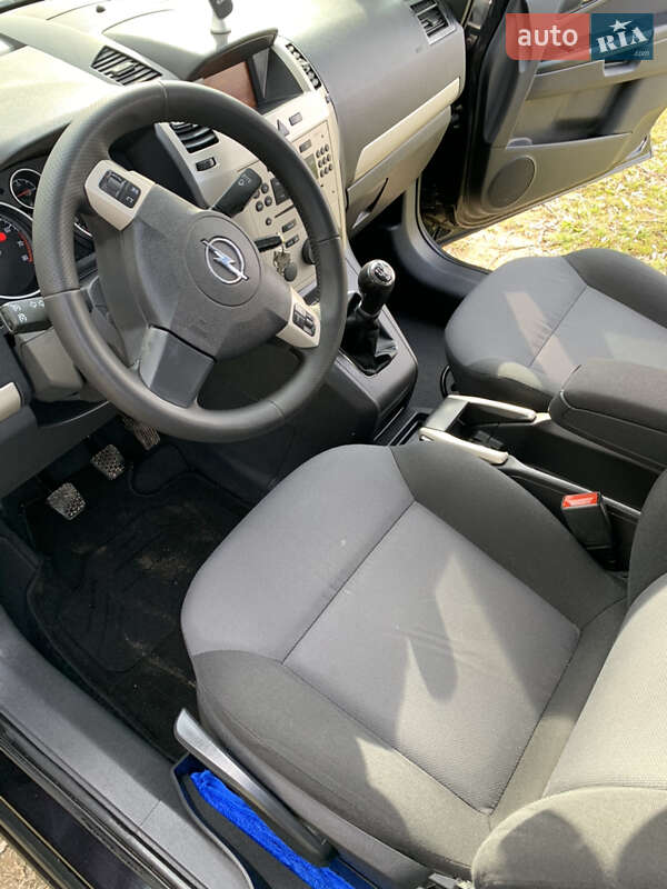 Мінівен Opel Zafira 2008 в Вінниці