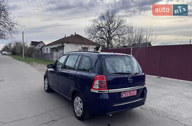 Минивэн Opel Zafira 2013 в 