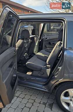 Минивэн Opel Zafira 2008 в 