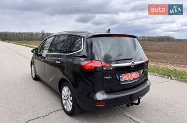 Минивэн Opel Zafira 2013 в 