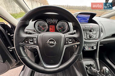 Минивэн Opel Zafira 2013 в 