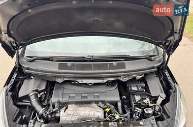 Минивэн Opel Zafira 2013 в 