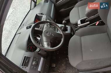 Минивэн Opel Zafira 2007 в 