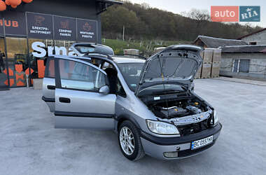 Минивэн Opel Zafira 2000 в 