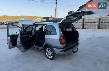 Минивэн Opel Zafira 2000 в 