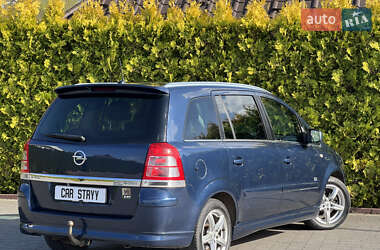 Мінівен Opel Zafira 2011 в 
