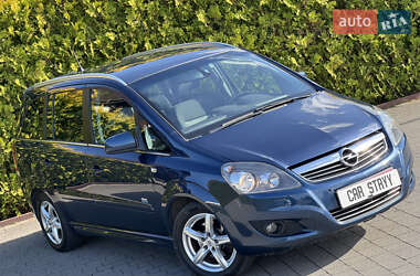 Мінівен Opel Zafira 2011 в 