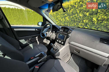 Мінівен Opel Zafira 2011 в 
