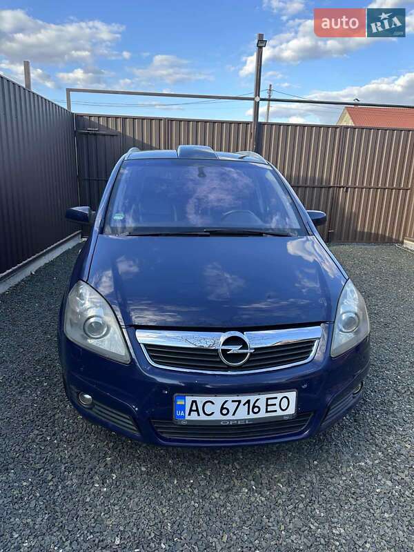 Opel Zafira 2008