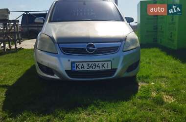 Минивэн Opel Zafira 2008 в 