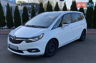 Минивэн Opel Zafira 2016 в Киеве