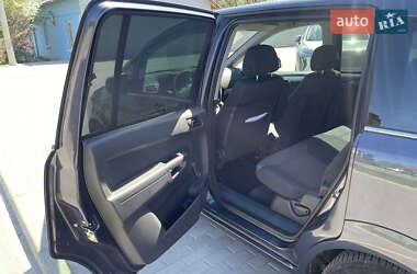 Мінівен Opel Zafira 2010 в 