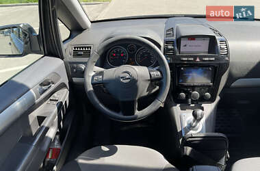Мінівен Opel Zafira 2010 в 