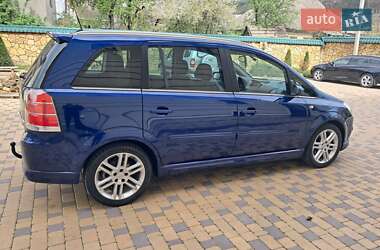 Минивэн Opel Zafira 2007 в 