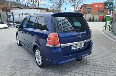 Минивэн Opel Zafira 2007 в 