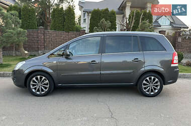 Минивэн Opel Zafira 2011 в Ровно