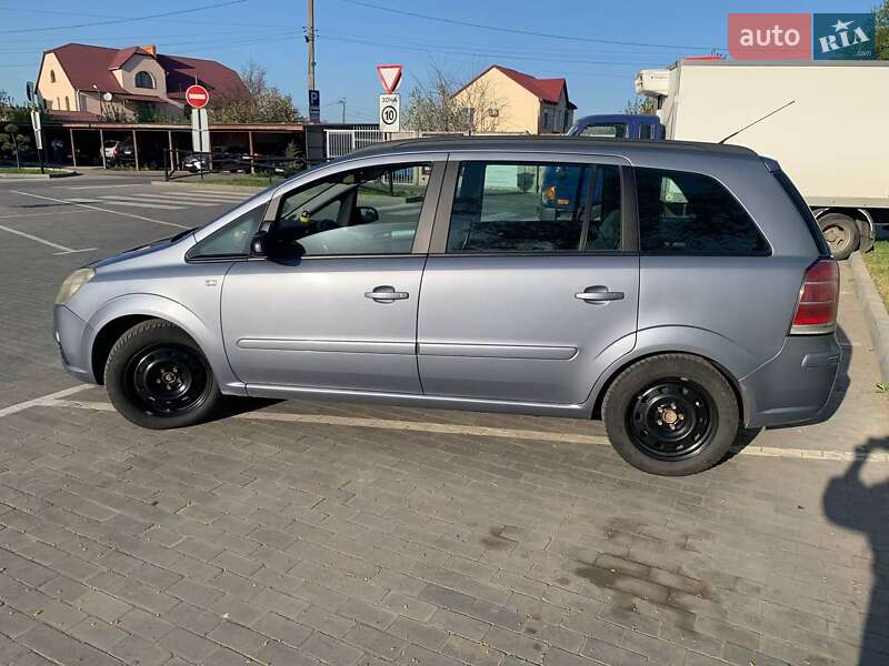 Минивэн Opel Zafira 2006 в Одессе
