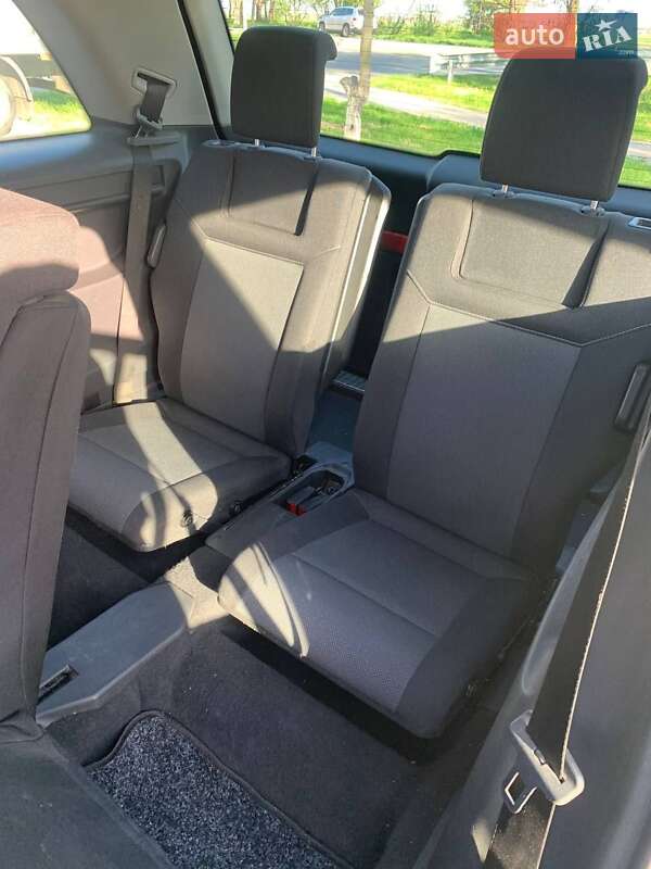 Минивэн Opel Zafira 2006 в Одессе