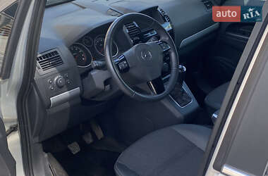 Мінівен Opel Zafira 2011 в 