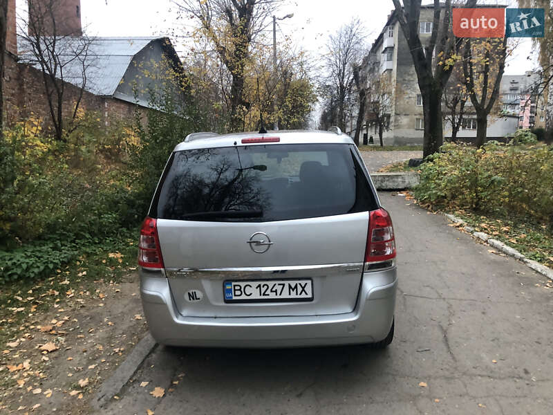 Мінівен Opel Zafira 2006 в Львові