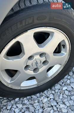 Минивэн Opel Zafira 2002 в 