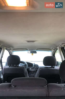 Мінівен Opel Zafira 2001 в 