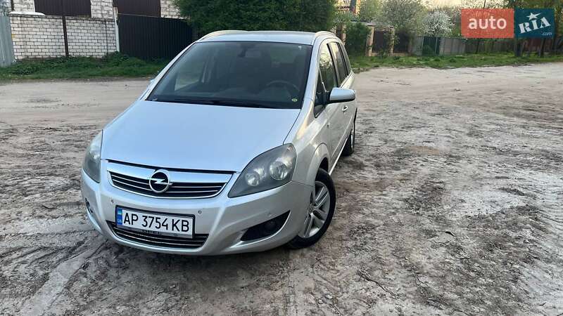Минивэн Opel Zafira 2008 в Киеве фото 5 Минивэн Opel Zafira 2008 в Киеве