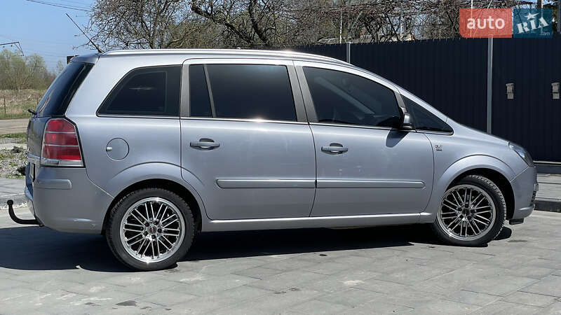 Мінівен Opel Zafira 2007 в Самборі
