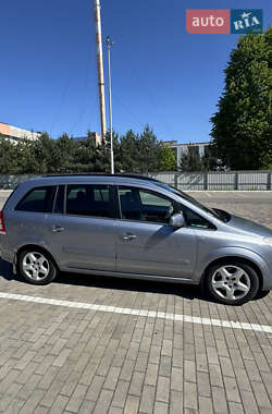 Мінівен Opel Zafira 2010 в 