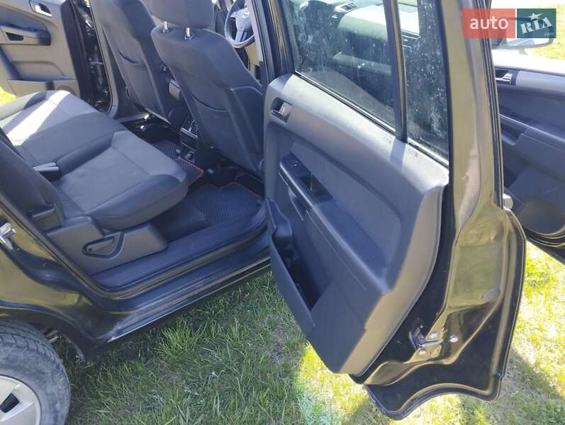 Минивэн Opel Zafira 2012 в Кременце фото 30 Минивэн Opel Zafira 2012 в Кременце