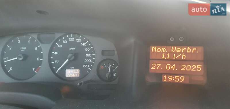 Мінівен Opel Zafira 2001 в 